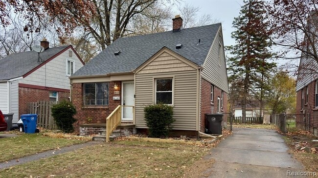 Building Photo - 855 John Daly St