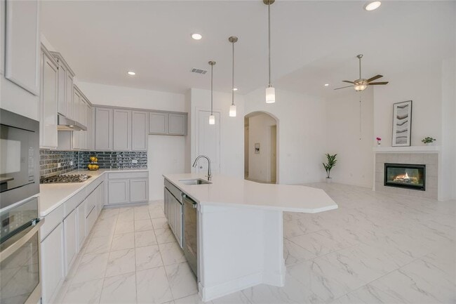 Building Photo - 498 Gamble Dr