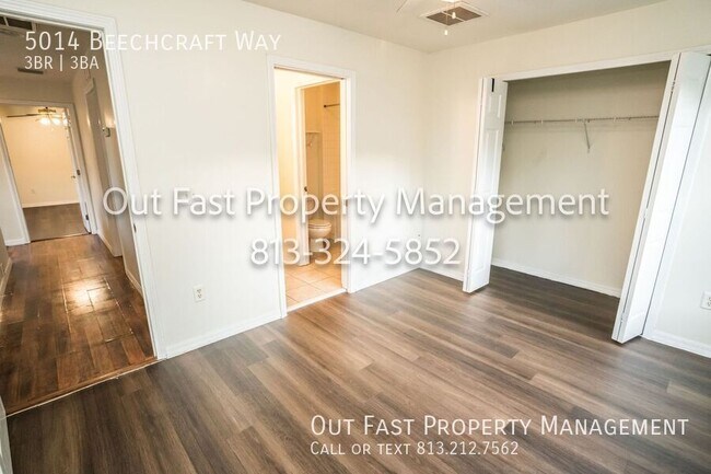 Building Photo - 5014 Beechcraft Way