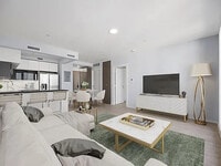 Building Photo - 2654 E 18th St