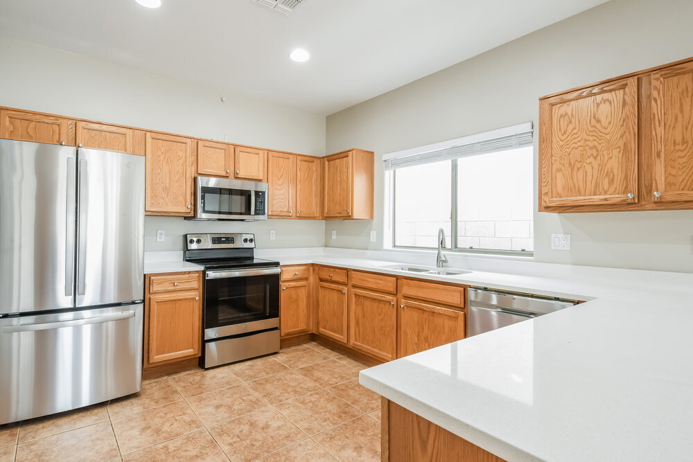 Building Photo - 41915 N 46th Dr