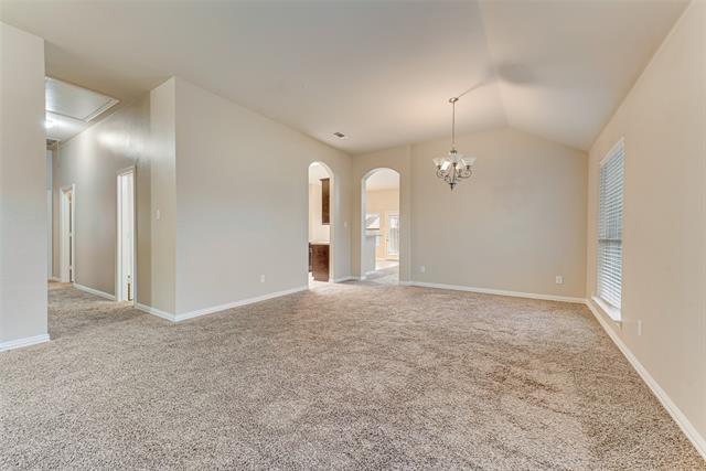 Building Photo - 621 Tumbleweed Dr