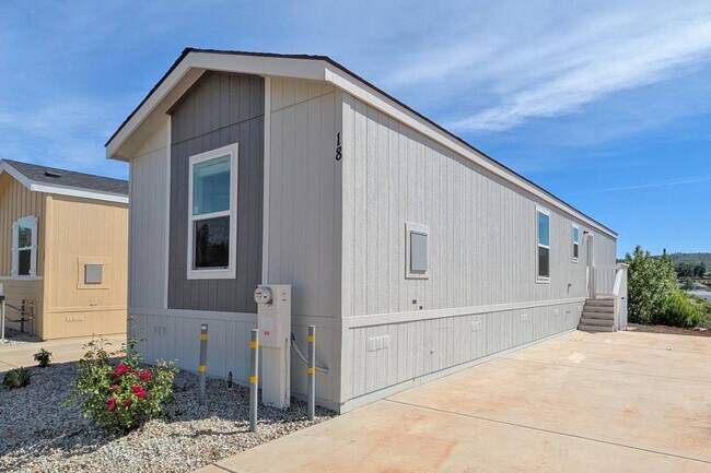 Building Photo - 6656 Pentz Rd