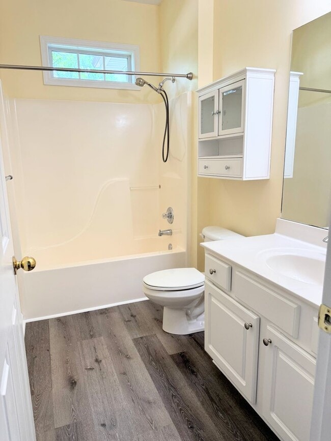 Building Photo - Beautiful Mirror Lake Home for Rent!