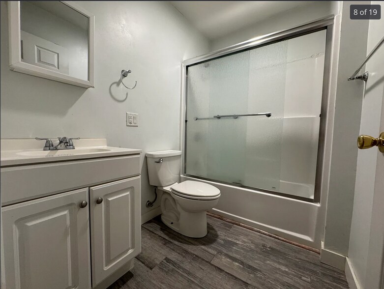 Building Photo - 30 Adams St