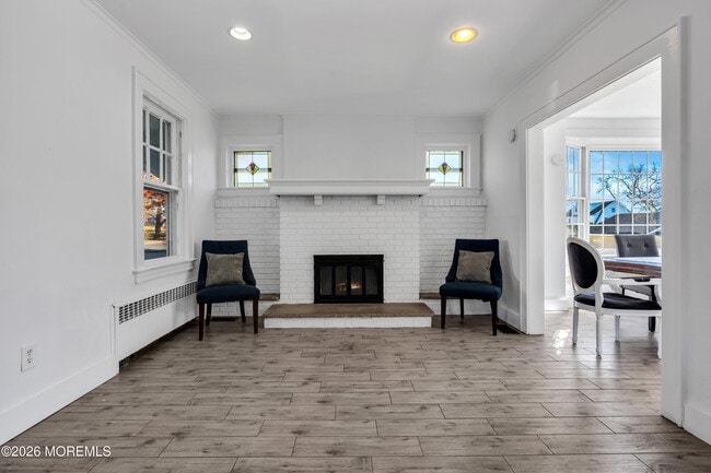 Building Photo - 3 Royal Pl