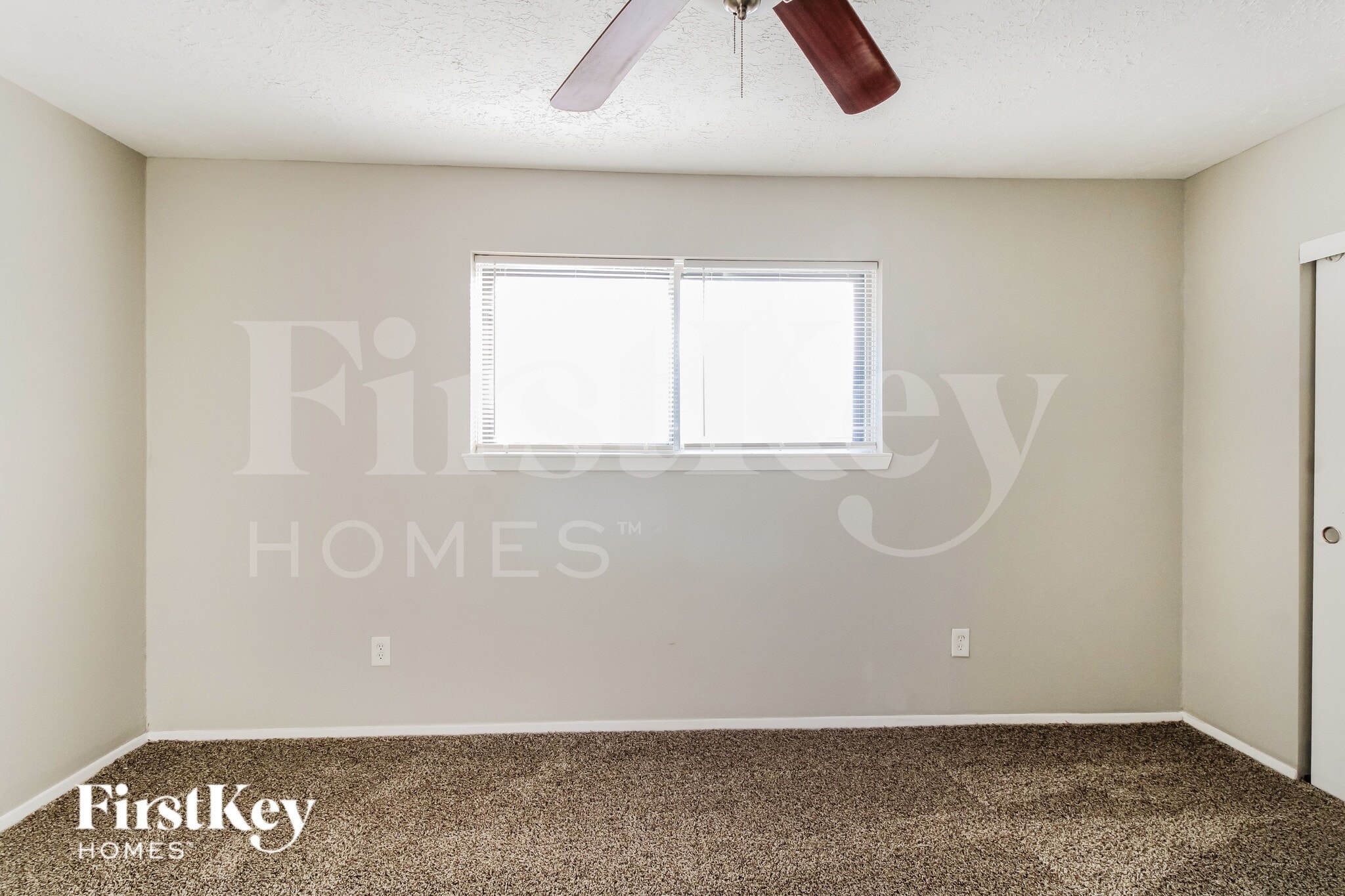 Building Photo - 9806 Charmont Rd