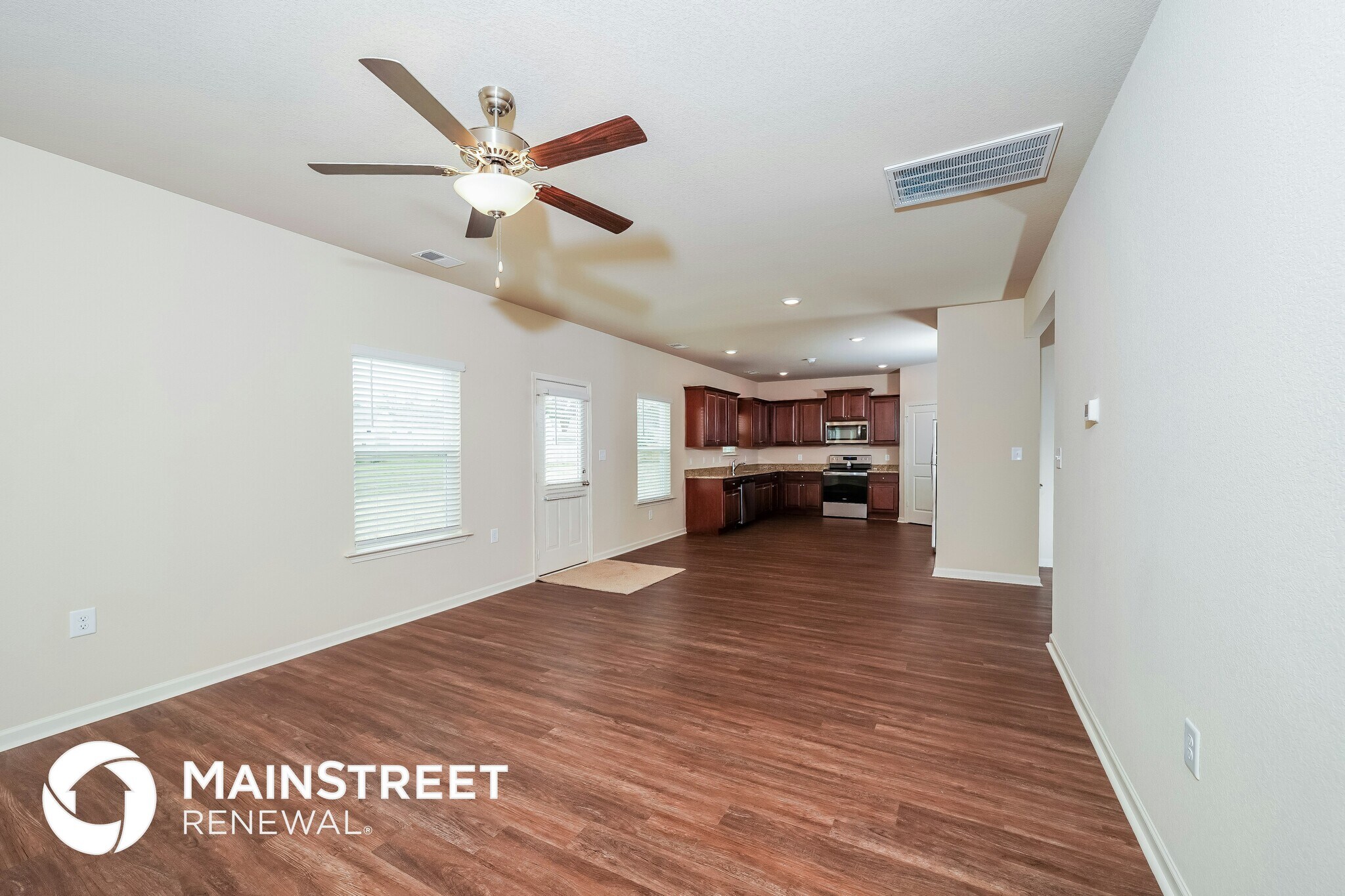 Building Photo - 595 Clover Cir