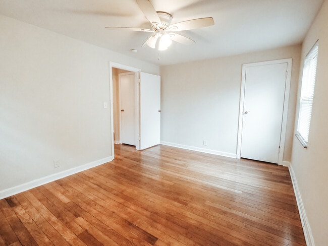 Building Photo - 4165 Glenway Ave