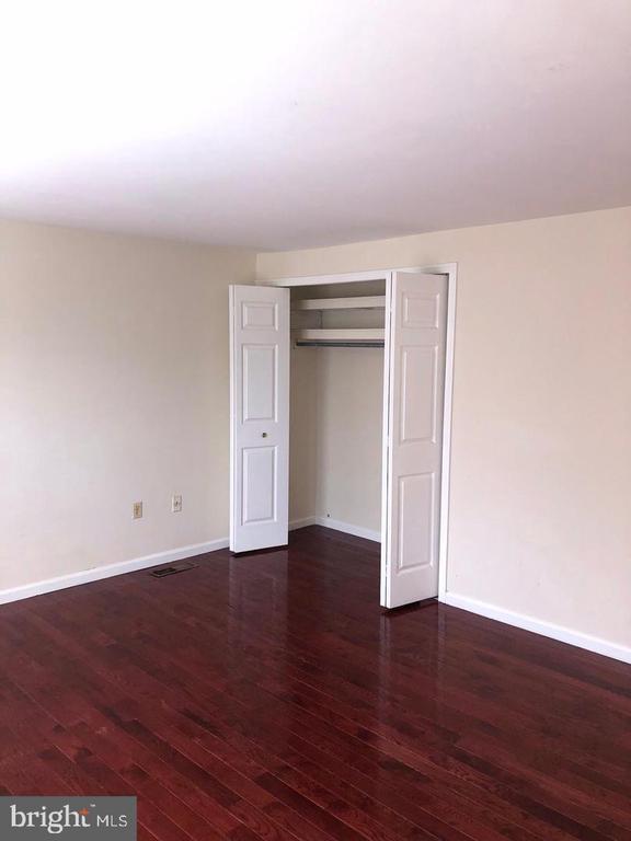 Building Photo - 11714 Basswood Dr