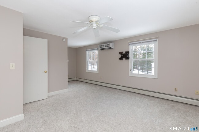 Building Photo - 10 Apple Tree Rd