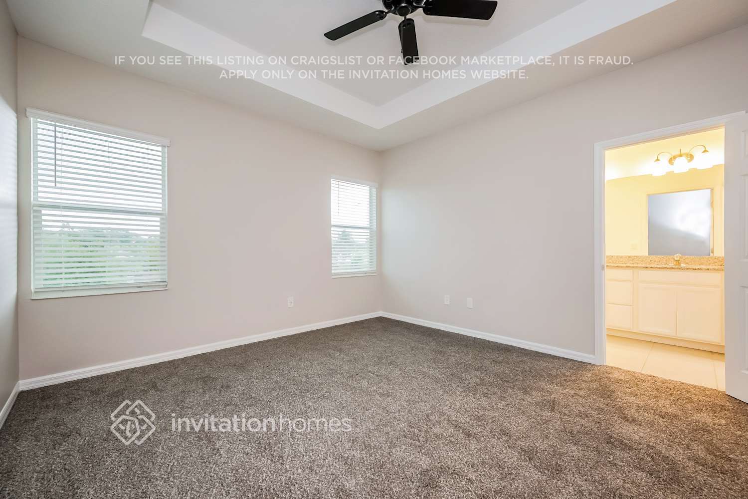 Building Photo - 4265 Gumbo Limbo Dr