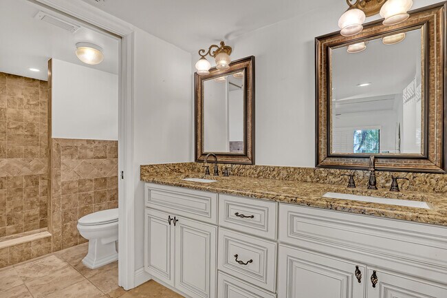 Building Photo - 11863 Wimbledon Cir