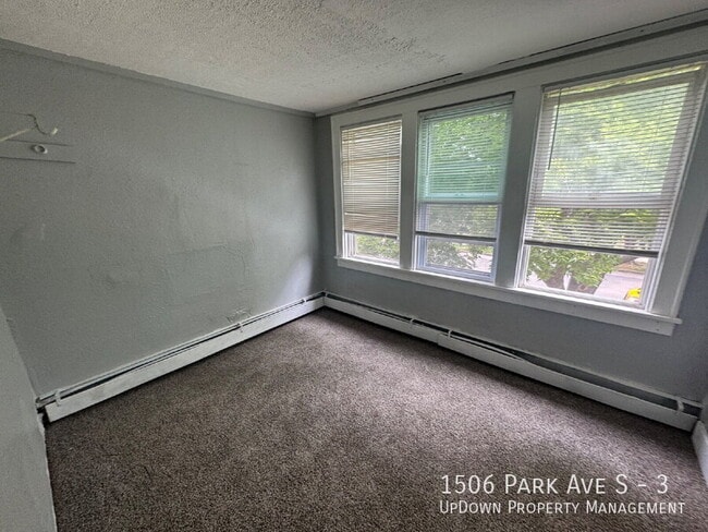 Building Photo - 1506 Park Ave