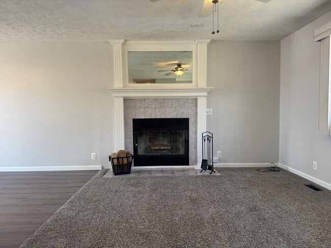 Building Photo - Move-In Ready 3-Bedroom Home in Prime La Vista Location!