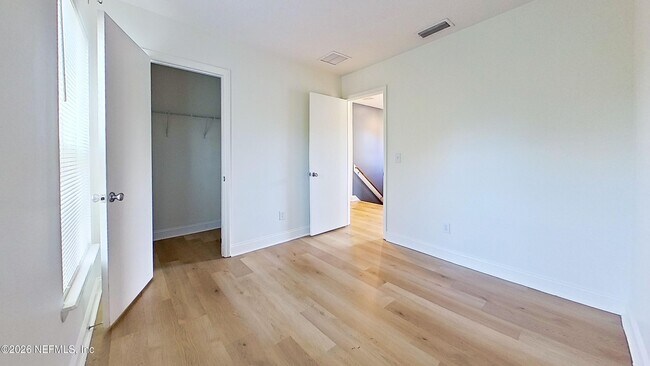 Building Photo - 108 Bay Bridge Dr