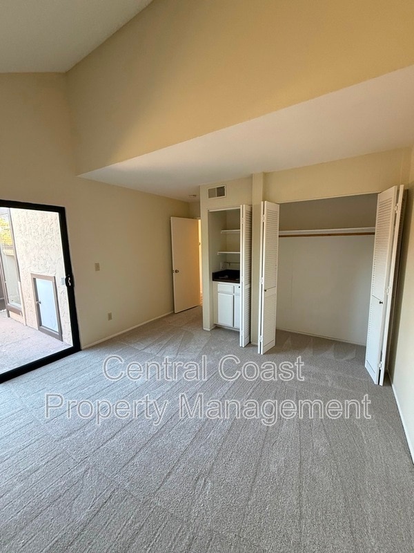 Building Photo - 1360 Josselyn Canyon Rd