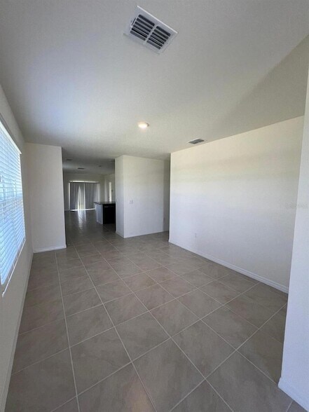 Building Photo - 2602 Angel Fls Dr