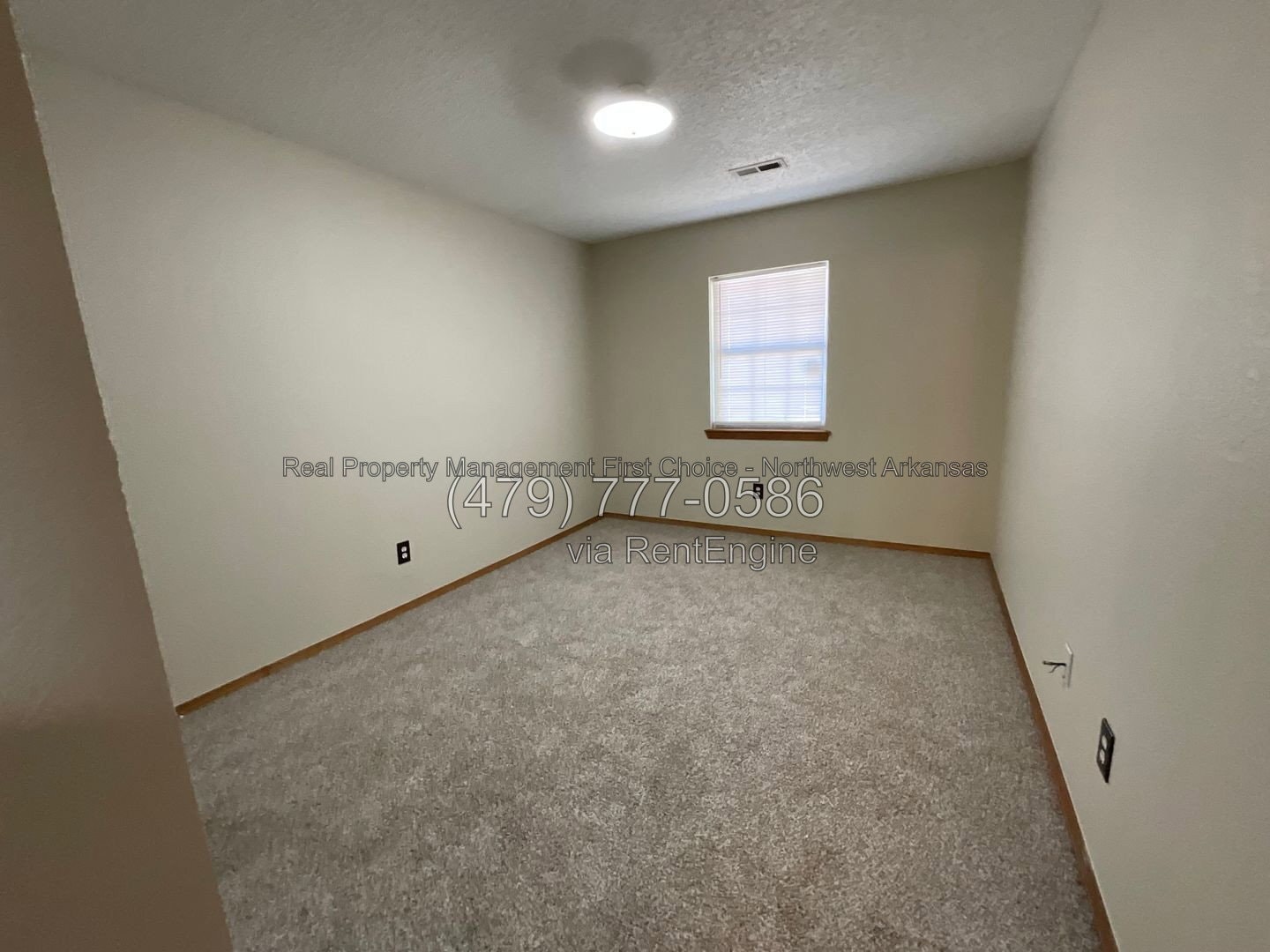 Building Photo - 1706 S F St