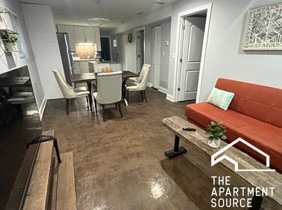 Building Photo - 2937 W Jackson Blvd