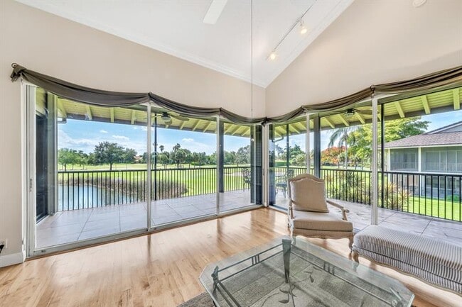 Building Photo - 7644 Elm Ridge Dr