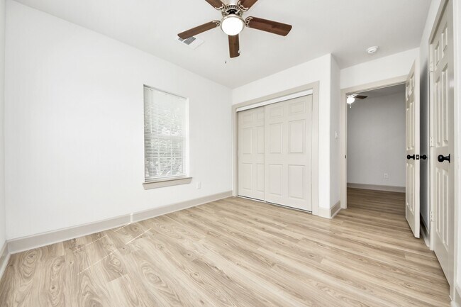 Building Photo - 2919 Rosedale St