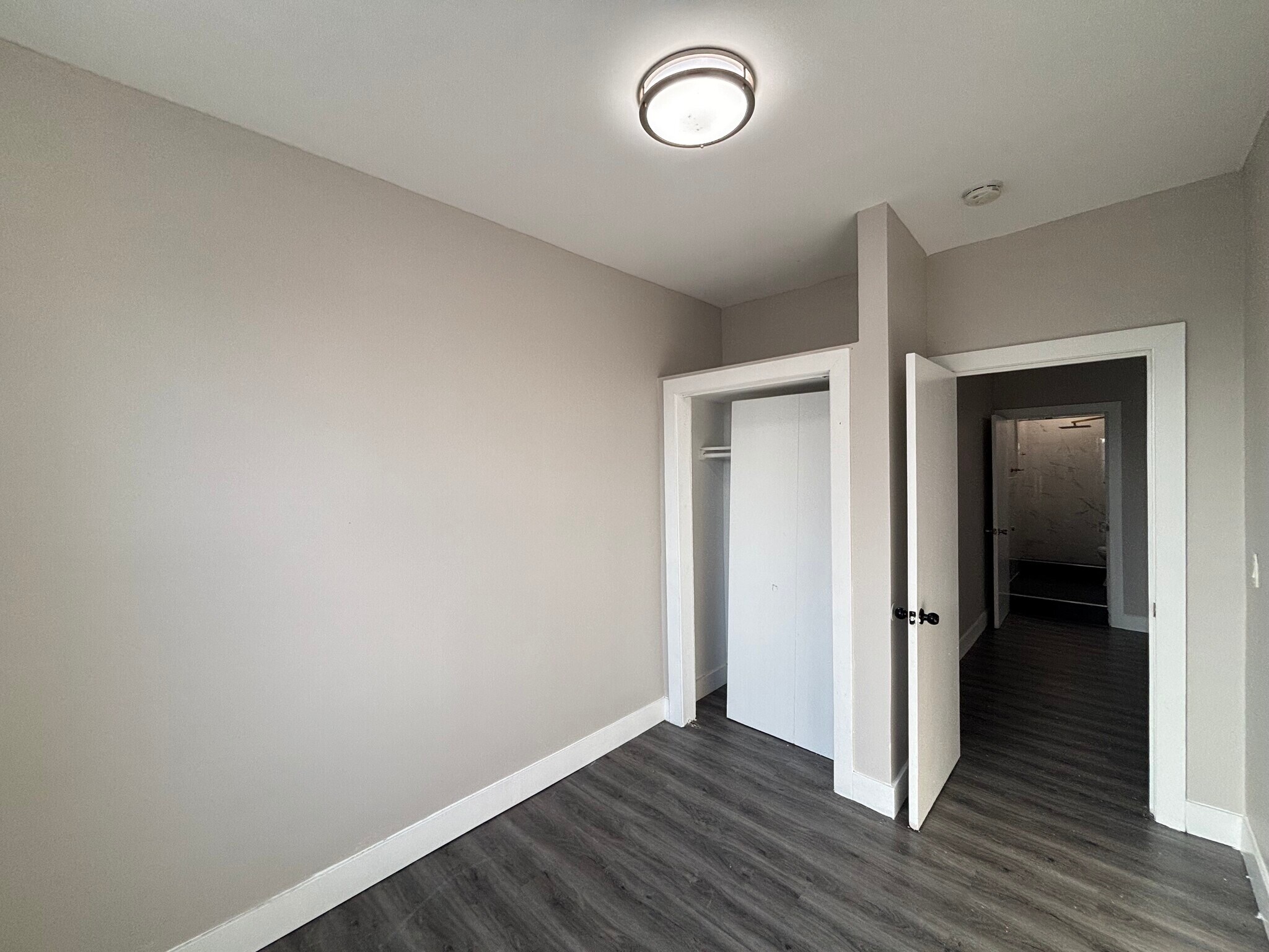 Building Photo - 6000 Monroe Pl