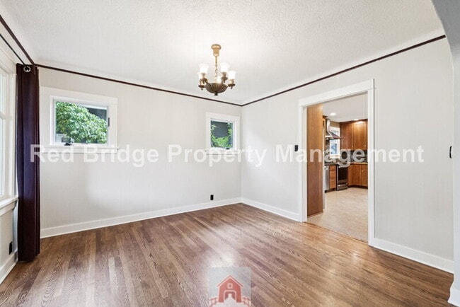 Building Photo - 4413 NE 26th Ave