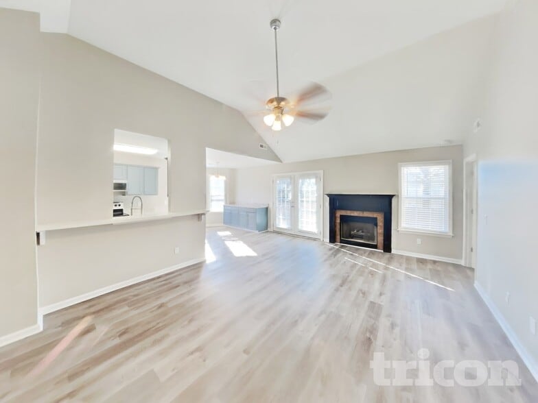 Building Photo - 123 Homestead Pl