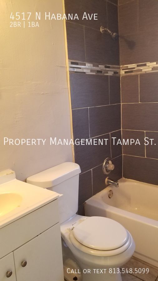 Building Photo - 4517 N Habana Ave