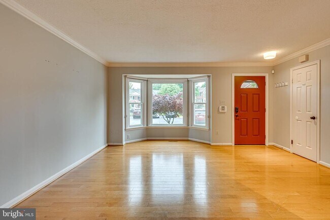 Building Photo - 8061 Sky Blue Dr