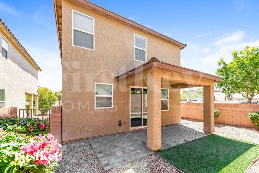 Building Photo - 5605 N Balsam St