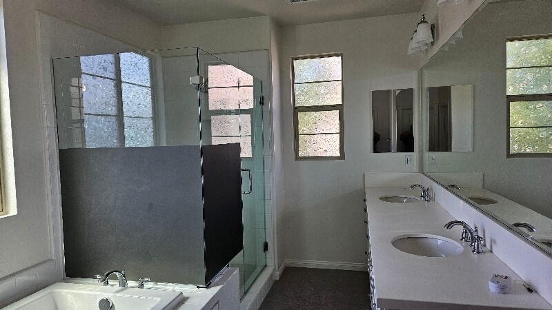 Building Photo - 16118 Veridian Cir