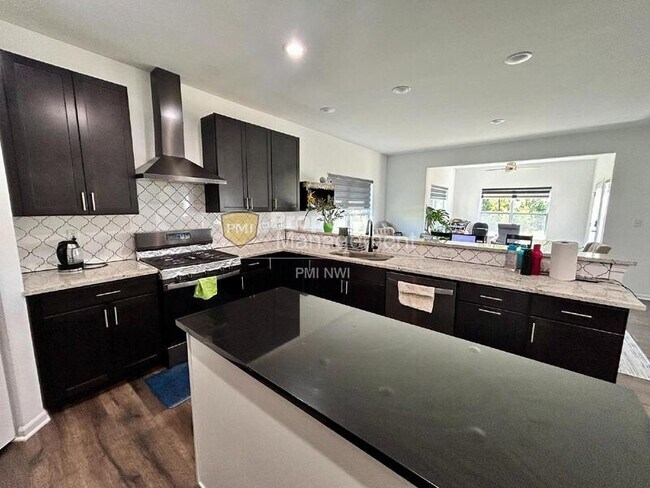 Building Photo - 5625 Burr Rdg Cir