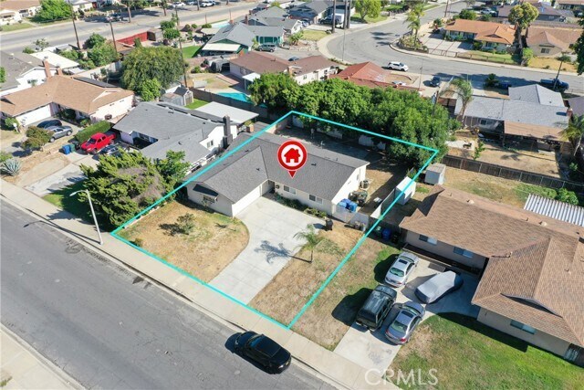 Building Photo - 1752 Lincoln Ave
