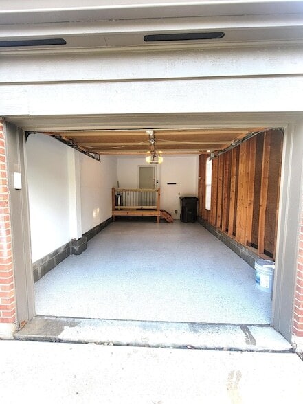 Building Photo - 1608 Shady Cove Ln