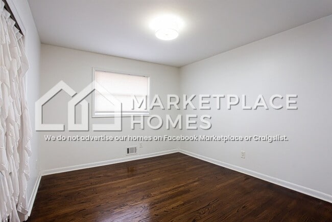 Building Photo - 2795 Pendant Pl