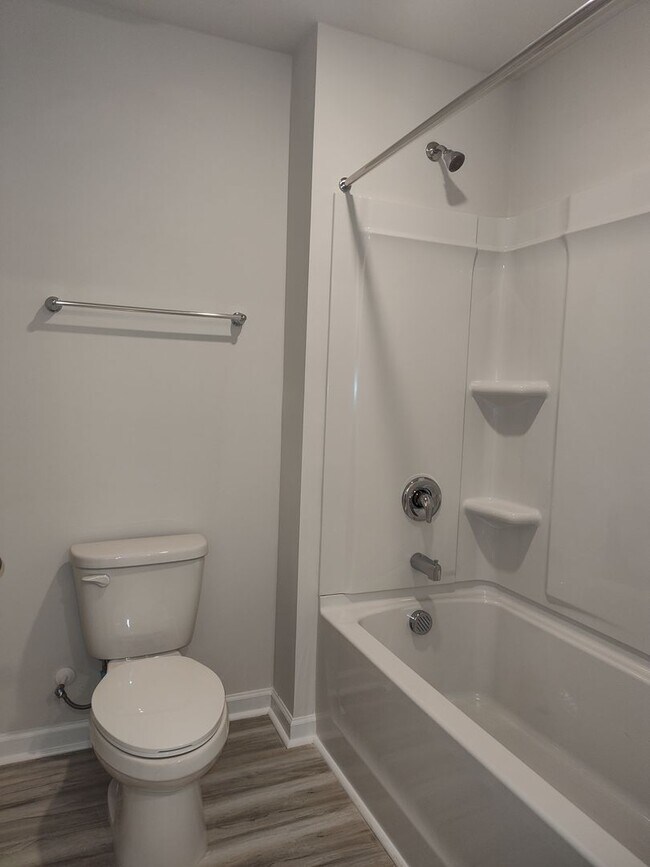 Building Photo - Beautiful New  Build Home located in the S...