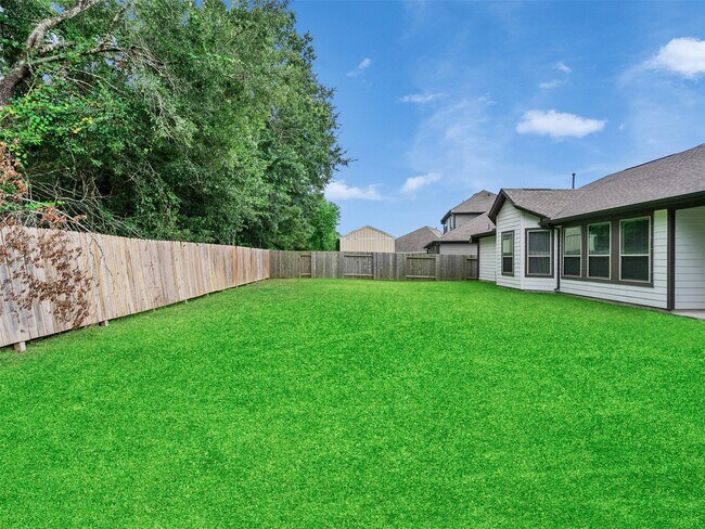 Building Photo - 8510 Amber Bend Dr