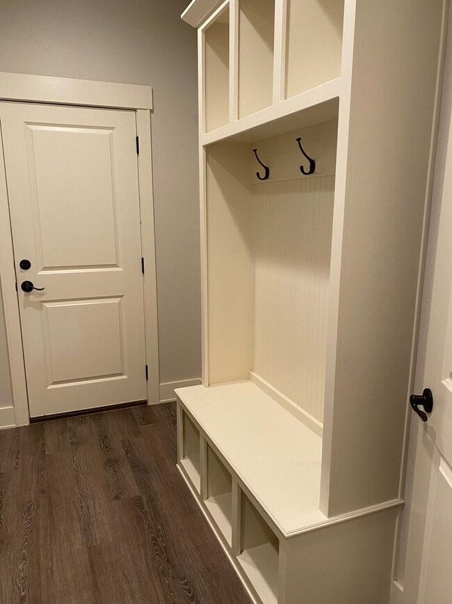 Building Photo - 3 bed 2 bath in Frenship ISD