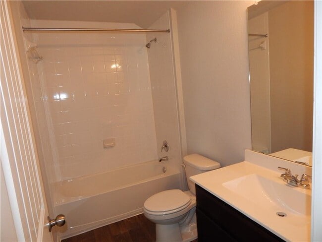 Building Photo - 1005 Ferryman Dr