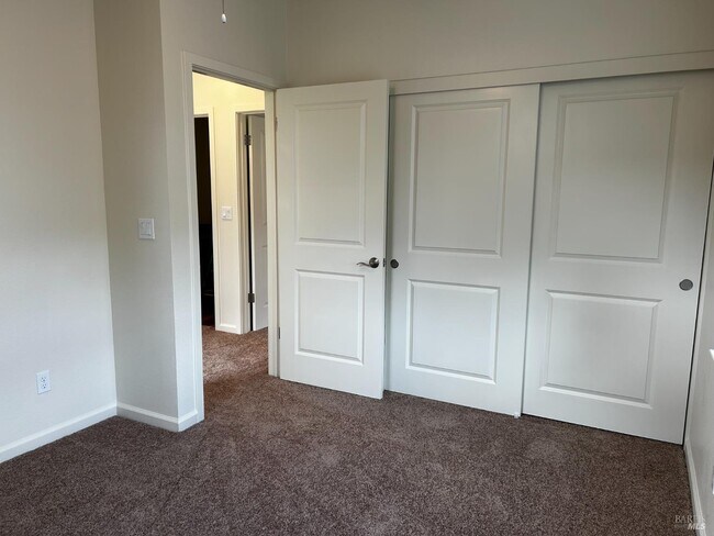 Building Photo - 2042 Ravello Way