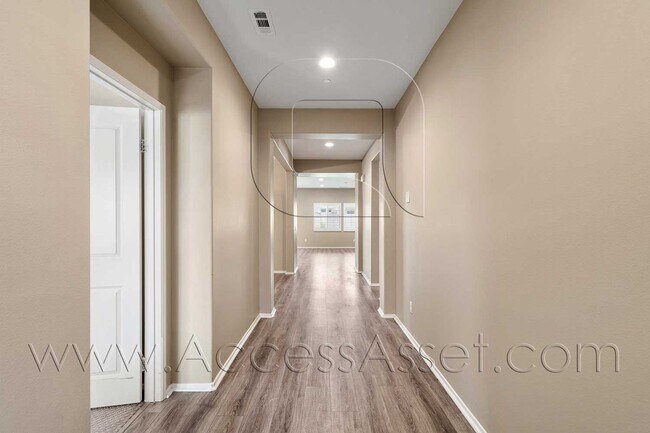 Building Photo - 26388 Desert Rose Ln