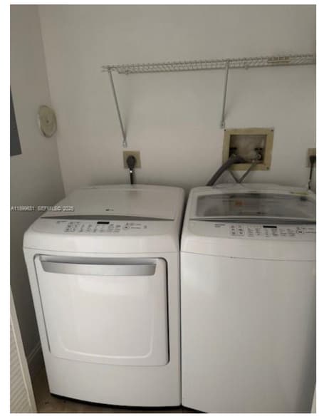 Building Photo - 8951 W Sunrise Blvd