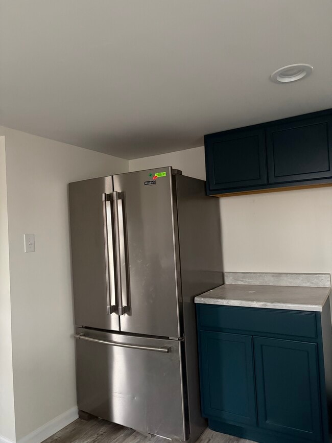 Building Photo - 730 Wilson St