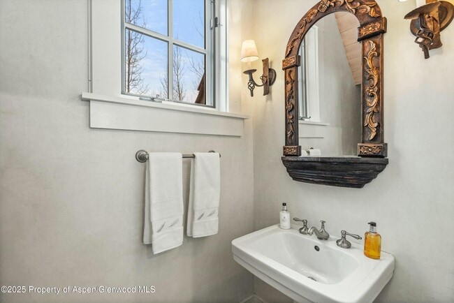 Building Photo - 124 Totterdown Rd