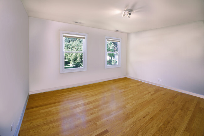 Building Photo - 2711 Valley Forge Rd