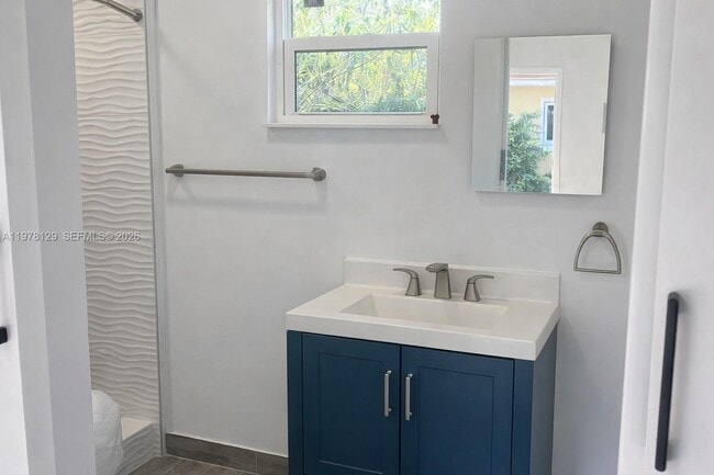 Building Photo - 25235 SW 187th Ave