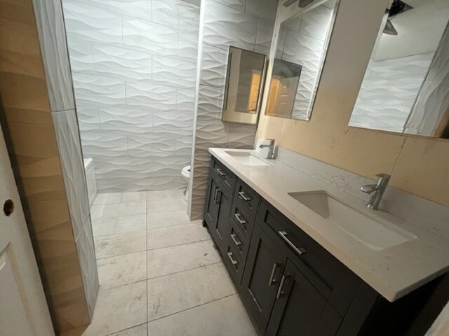 2nd Floor Bathroom Vanity - 3808 Stocker St