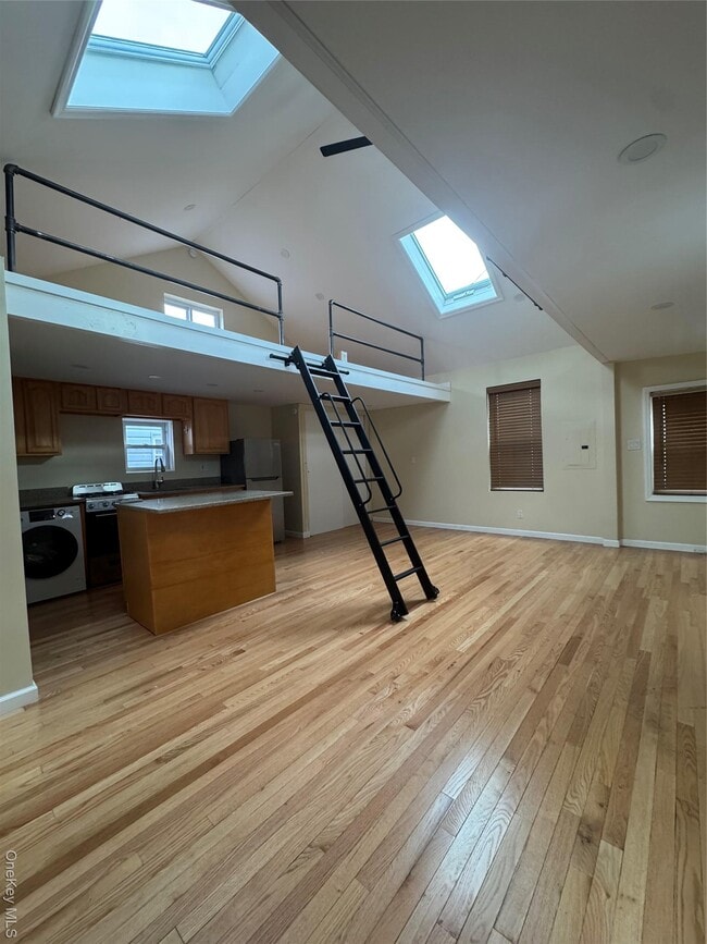 Building Photo - 108-12 Rockaway Beach Blvd